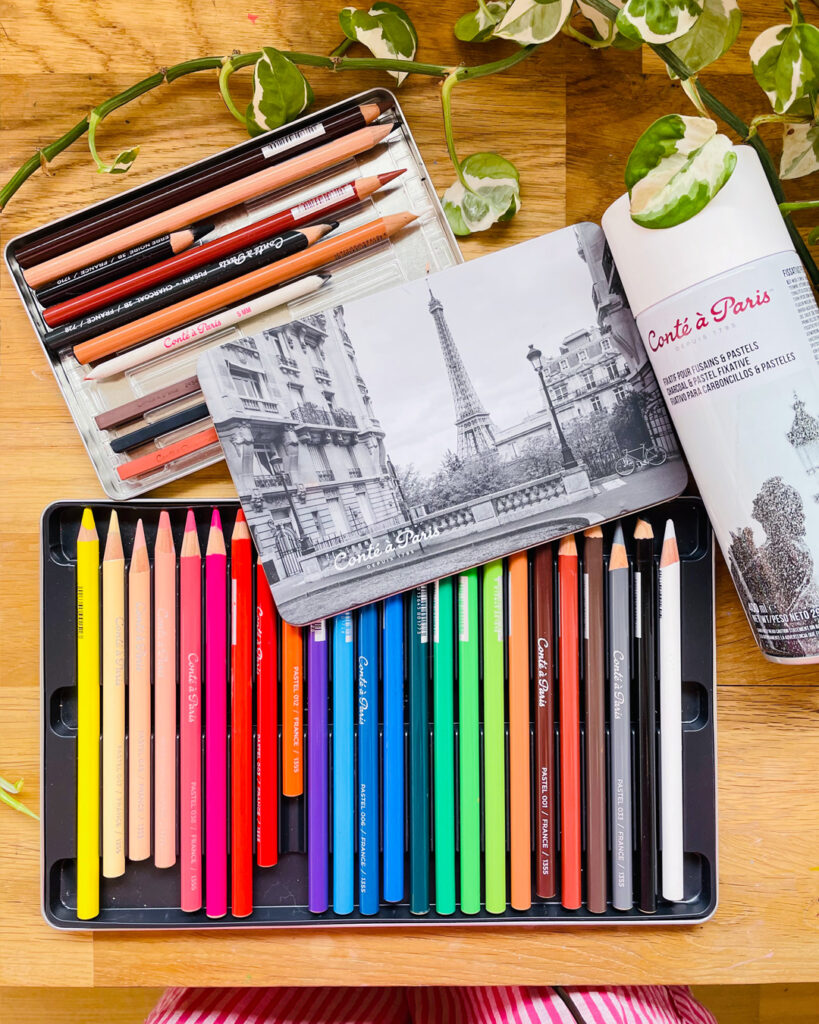 Conté à Paris, du carnet au grand format Boîte crayons pastel de la marque Conté à Parie